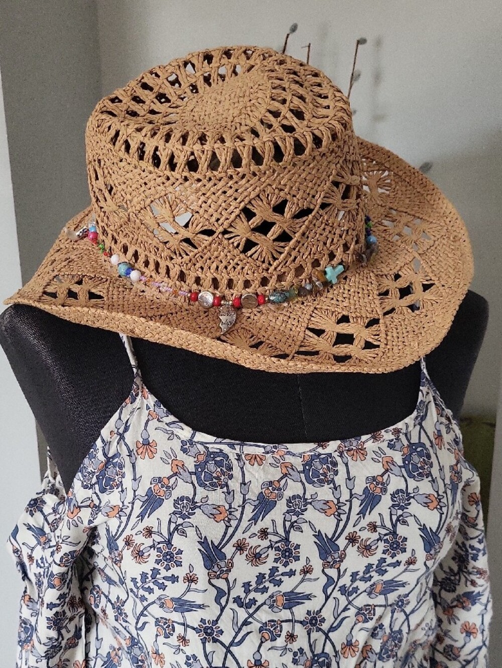 Western Cowgirl Straw Sun Hat with Beaded Accent - Tan - Picture 13 of 14